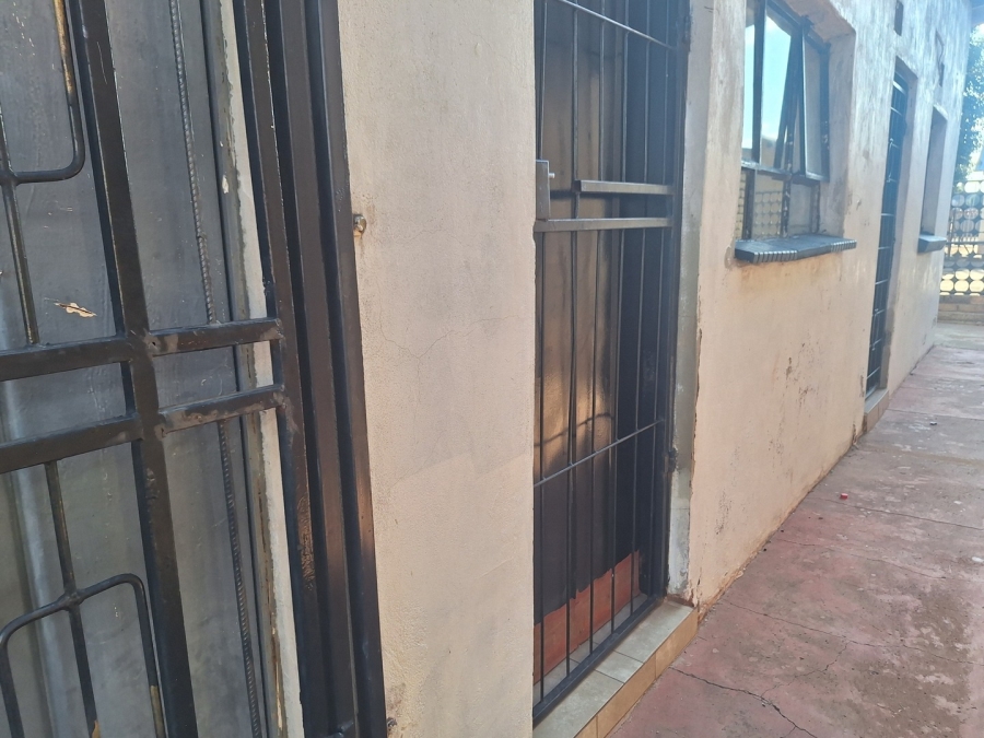 4 Bedroom Property for Sale in Ikageng North West